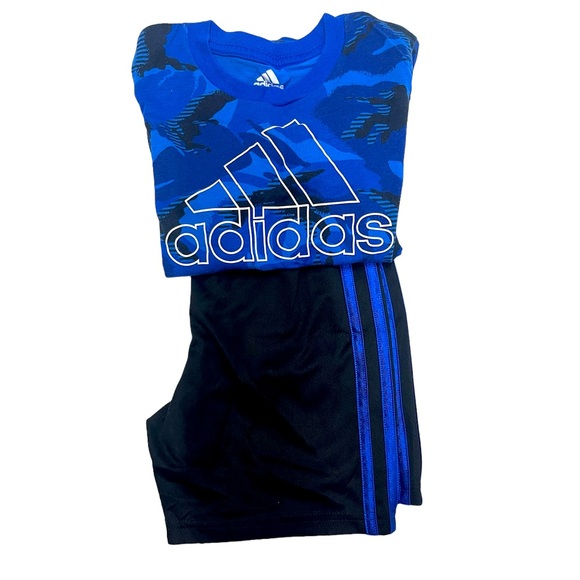 Adidas Boys size 5 set - Picture 1 of 1